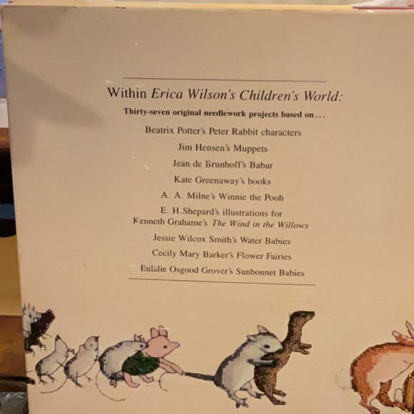 Mint condition, vintage, needlework Erica Wilson’s World designs. Beautiful. - Picture 3 of 10